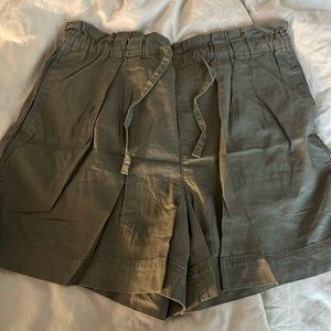 Uniqlo Paperbag Shorts